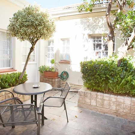 Brenwin Guest House Cape Town Exterior photo