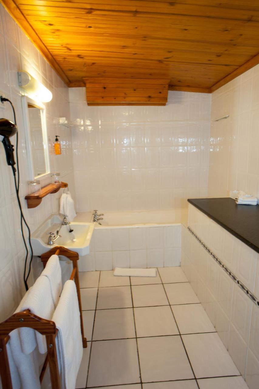 Brenwin Guest House Cape Town Exterior photo